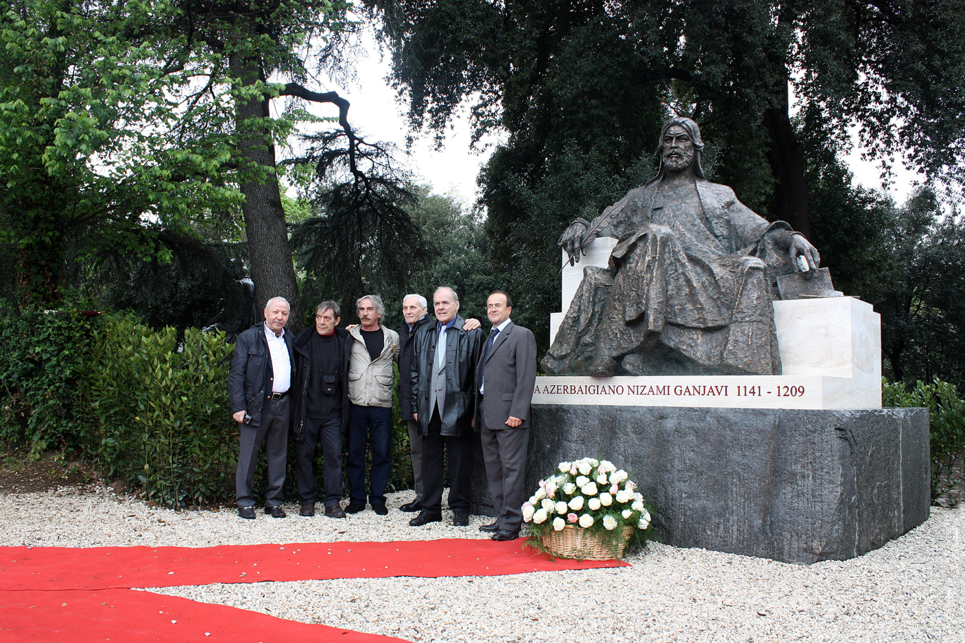 Ali Ibadullayev - Poet Nizami Ganjavi - bronze Villa Borghese Rome 2012